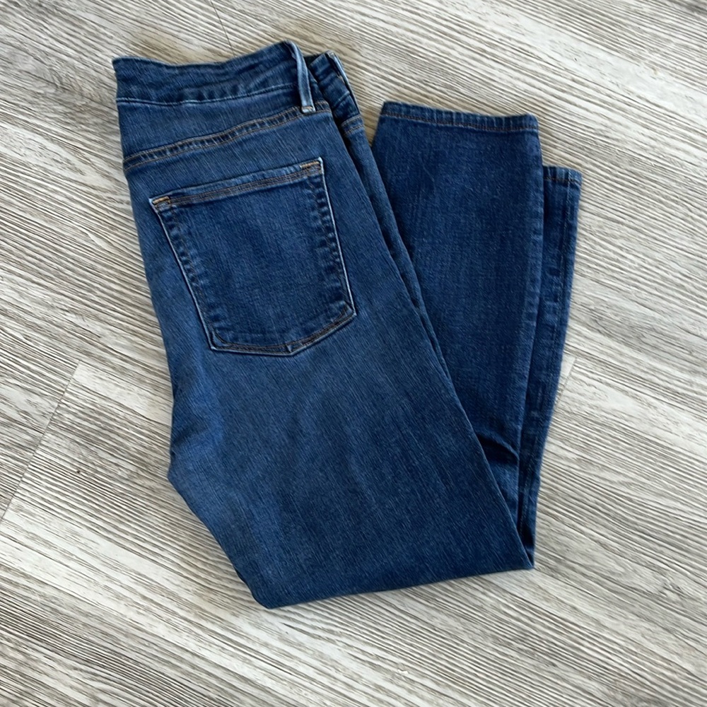 Women Good American Size 8 Jeans